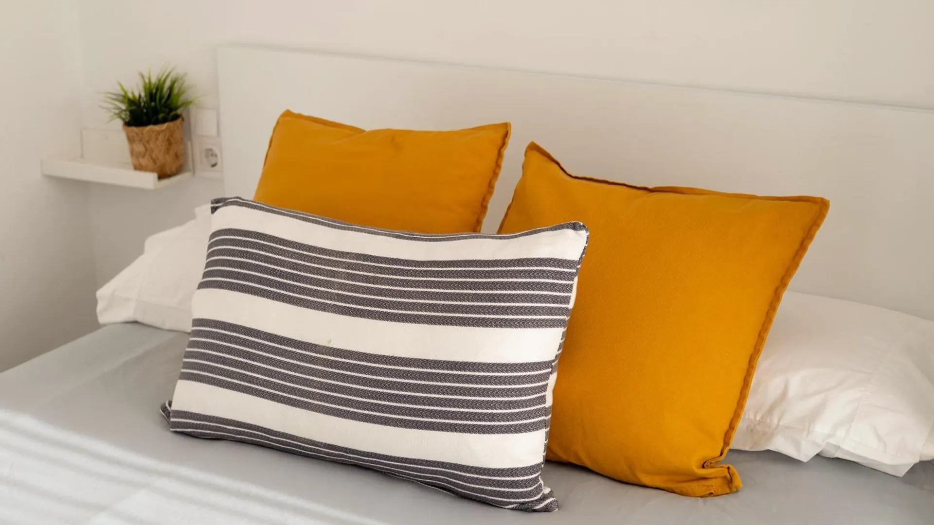מאלגה Nordik Apartments Urban - Perchel 